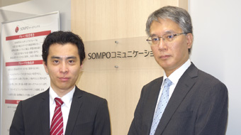 伊藤健司取締役・品質部長（右）、品質部 アセスメントグループ長の佐藤拓也課長（左）