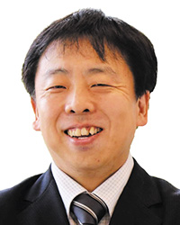 寺下 薫 氏