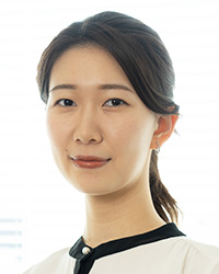 和田 三奈 氏