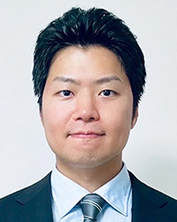 荻野 桂也 氏