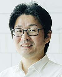 窪内 和俊 氏