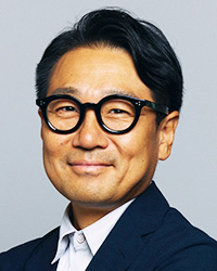 岡田 隆太朗 氏