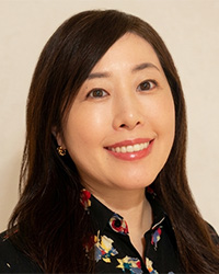 内池 智美 氏