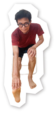 足裏を伸ばすポーズB