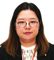 佐々木 美里 氏