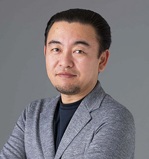 小栗 伸 氏
