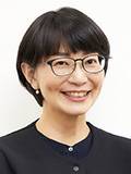 堤 恵理子 氏