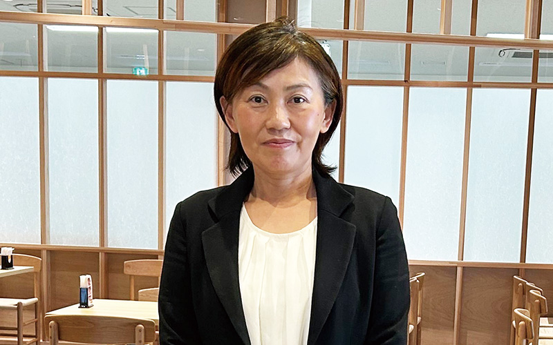元満 千鶴 さん