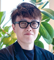 番場 啓介 氏