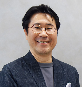 軽井 宏直 氏