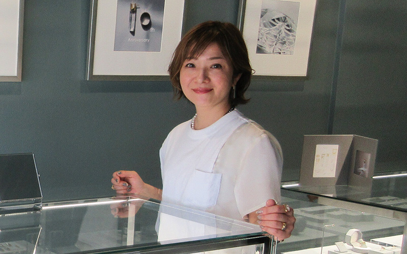 AKI さん