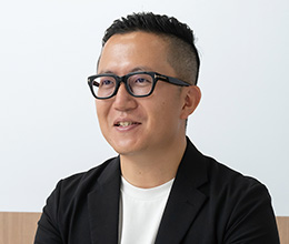 株式会社コムデザイン 執行役員 寺尾 望 氏