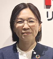 山本 三美子 氏