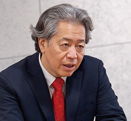 久保 敦 氏