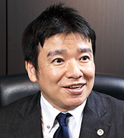 香川 希理 氏