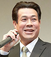 嶋田 豊秋 氏