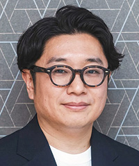 小田 志門 氏